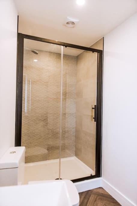 Modern 1-Bed Studio 3D Close To Royal Infirmary & Dmu Leicester Zewnętrze zdjęcie